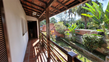 Casa Térrea à venda com 2 quartos, sendo 1 suíte,  em Alto da Boa Vista, São Paulo, SP