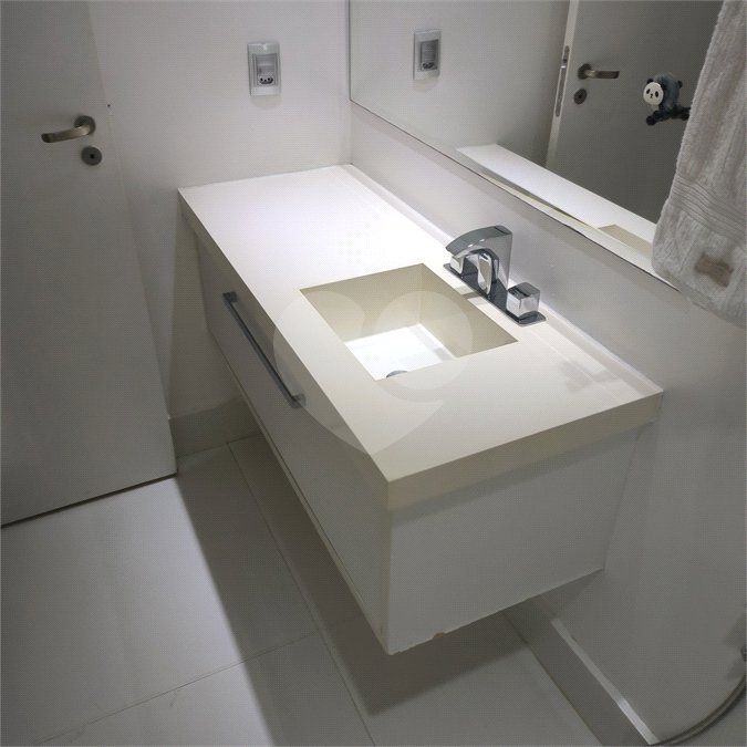 Apartamento à venda com 3 suítes em Baeta Neves, São Bernardo do Campo, SP