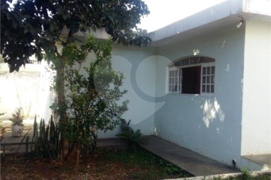Casa Térrea à venda com 3 quartos em Imirim, São Paulo, SP