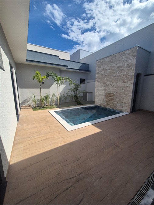 Casa à venda com 3 suítes no condomínio London Park, Indaiatuba - SP