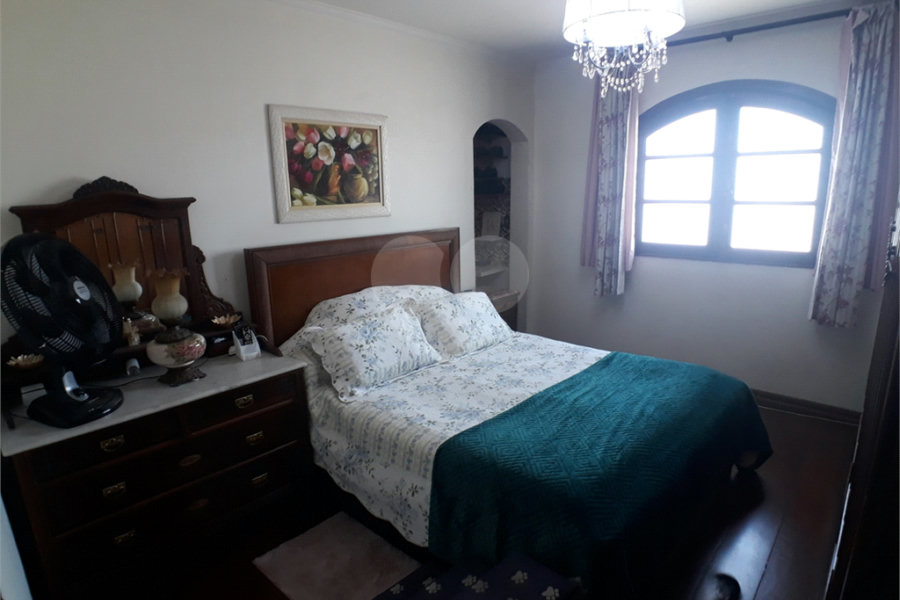 Casa Térrea à venda com 6 quartos, sendo 2 suítes, em Limão, São Paulo, SP
