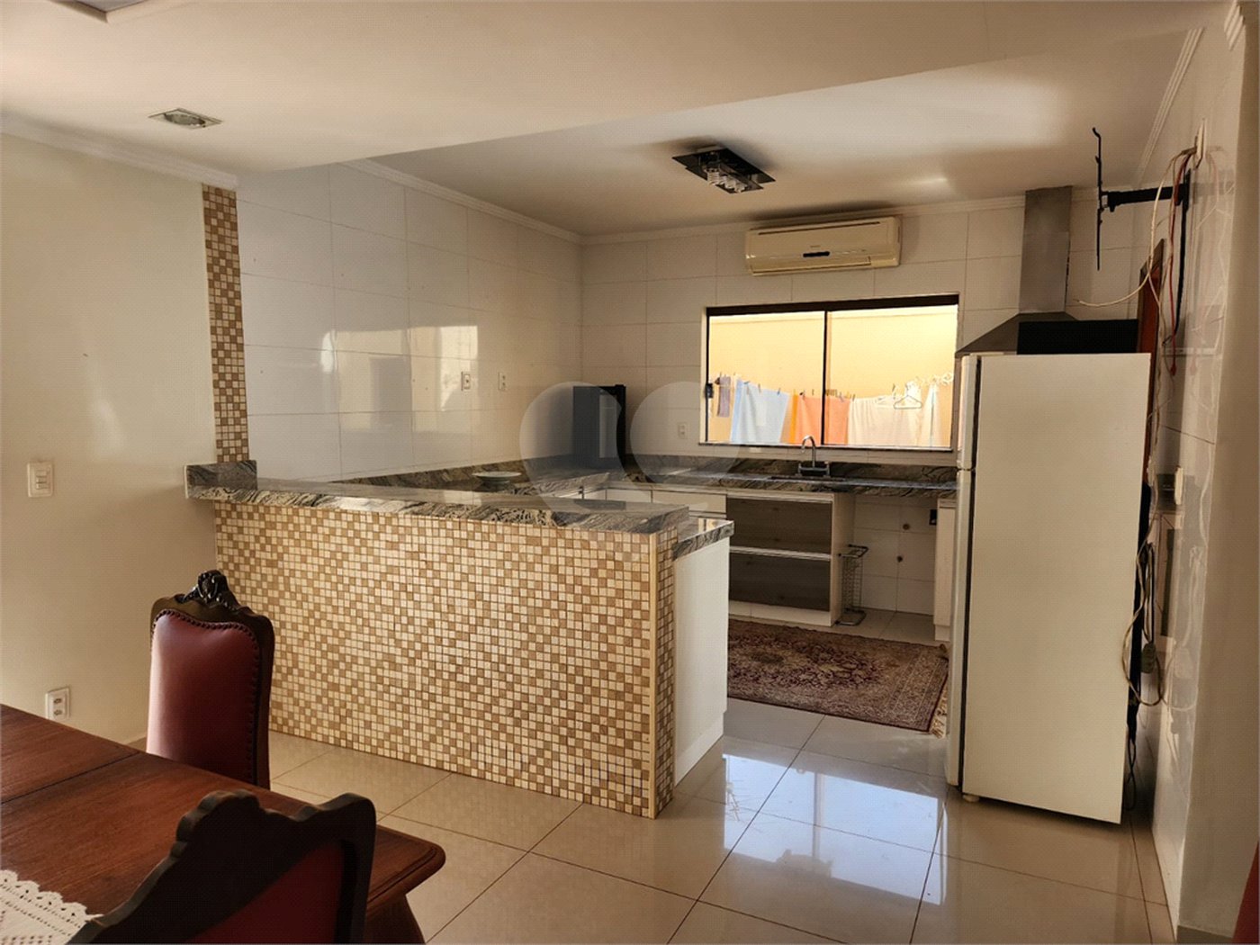 Casa à venda ou para alugar com 3 quartos, sendo 1 suíte, em Jardim Primavera, Araraquara, SP