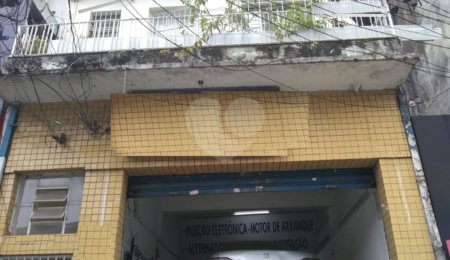 Sobrado à venda com 4 quartos, sendo 1 suíte, em Indianópolis, São Paulo, SP