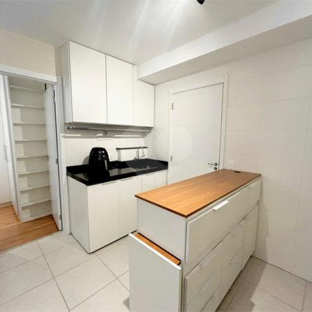 Apartamento para alugar com 1 suíte em Chácara Santo Antônio, São Paulo, SP
