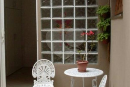Casa de Vila à venda com 4 quartos, sendo 2 suítes, em Cambuci, São Paulo, SP