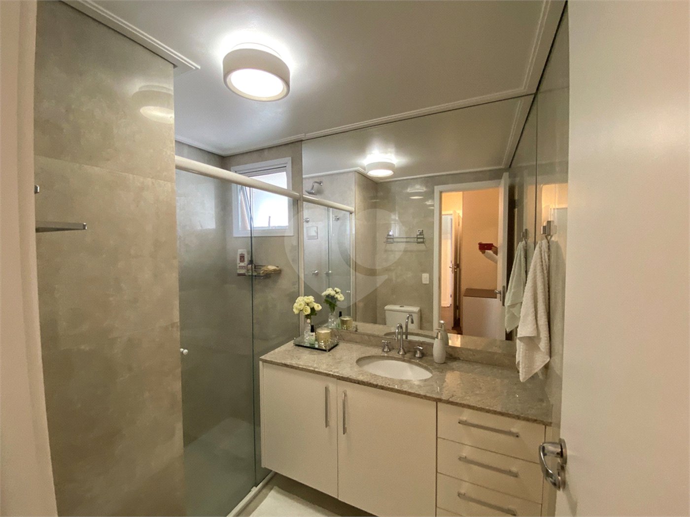 Apartamento à venda com 3 suítes em Barra Funda, São Paulo, SP