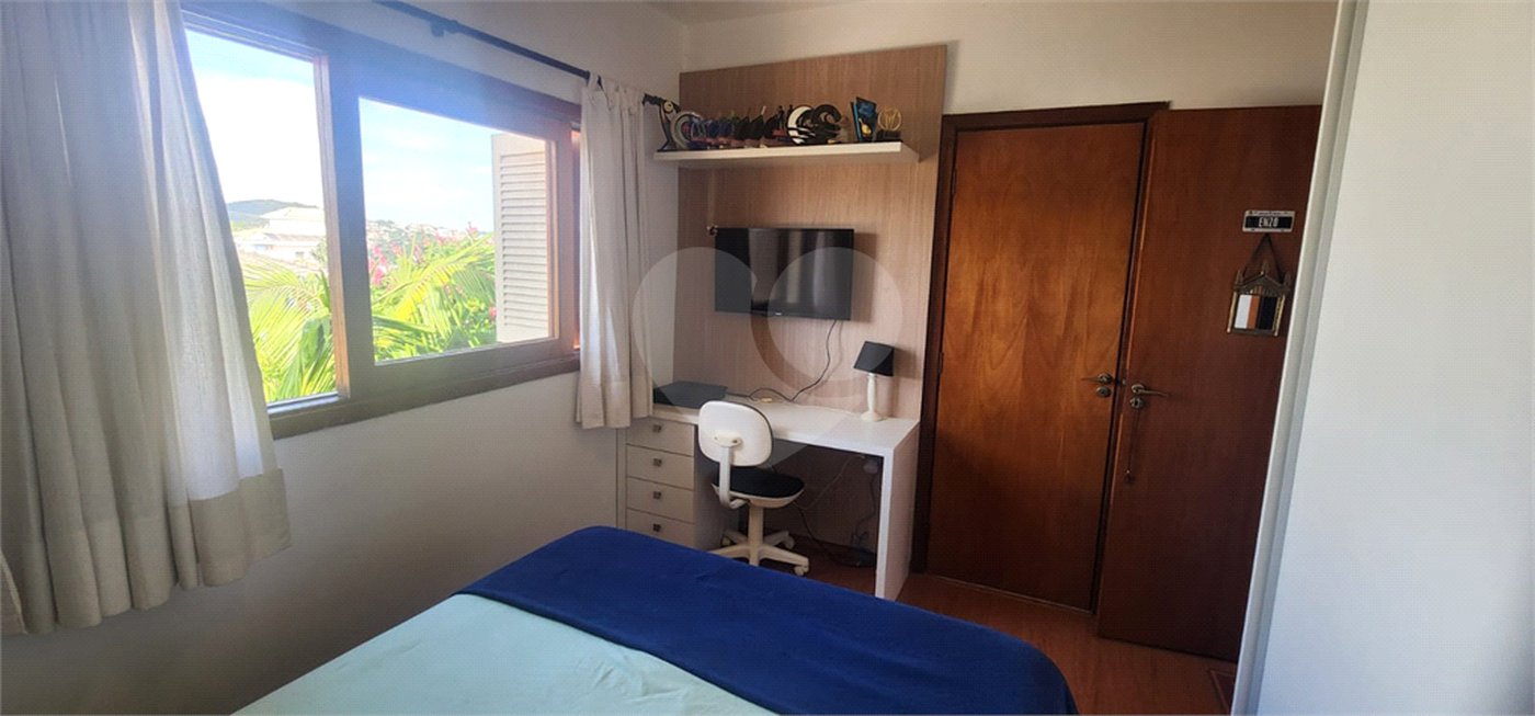 Casa à venda com 4 quartos, sendo 2 suítes, no condomínio Delle Stelle, Louveira - SP