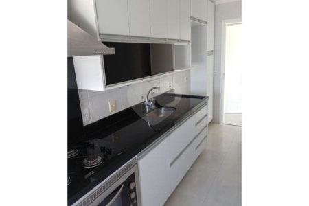 Apartamento à venda com 3 quartos, sendo 1 suíte, em Vila Gustavo, São Paulo, SP