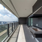 Apartamento à venda ou para alugar com 4 quartos, sendo 3 suítes,  em Jardim Morumbi, São Paulo, SP