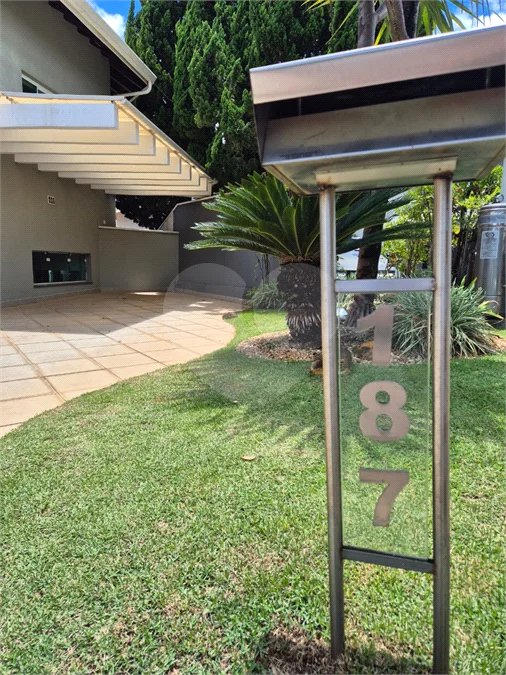 Casa à venda ou para alugar com 3 quartos, sendo 1 suíte, no condomínio Villagio Capriccio, Louveira - SP