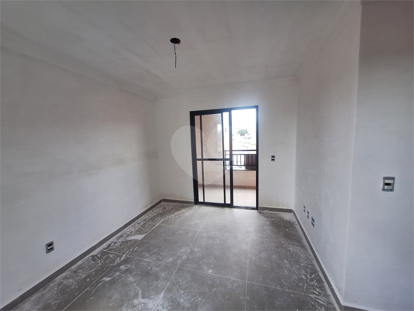 Casa à venda com 2 quartos no condomínio Ângelo Calandrino, São Paulo - SP