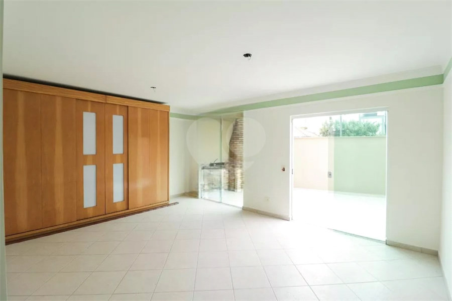 Sobrado à venda com 4 quartos, sendo 3 suítes, em Tucuruvi, São Paulo, SP