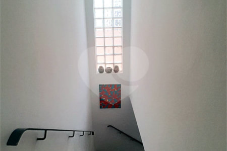 Sobrado à venda com 3 quartos em Sumaré, São Paulo, SP