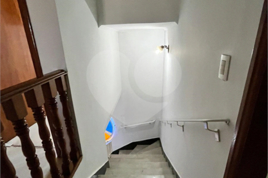 Sobrado à venda com 5 quartos, sendo 1 suíte, em Tucuruvi, São Paulo, SP