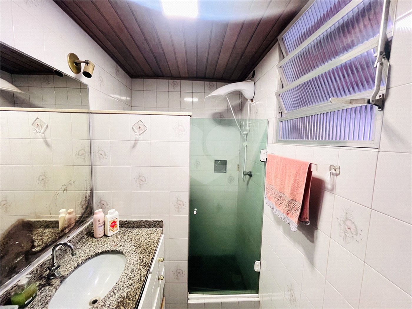 Casa à venda com 4 quartos, sendo 1 suíte, em Campo Grande, Rio de Janeiro, RJ