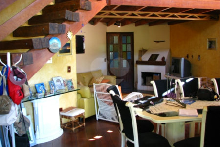 Sítio à venda com 3 quartos, sendo 1 suíte,  em Caputera, Mogi das Cruzes, SP