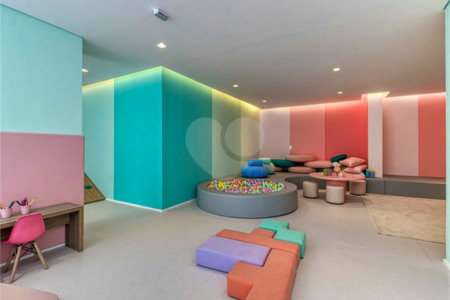 Apartamento à venda com 2 quartos, sendo 1 suíte,  em Vila Anastácio, São Paulo, SP