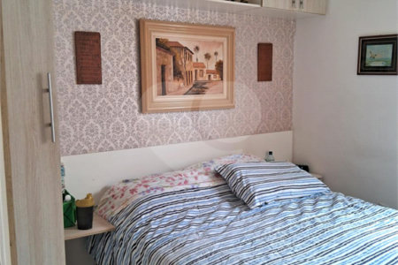 Casa à venda com 2 quartos no condomínio Viva Caucaia Iv, Cotia - SP