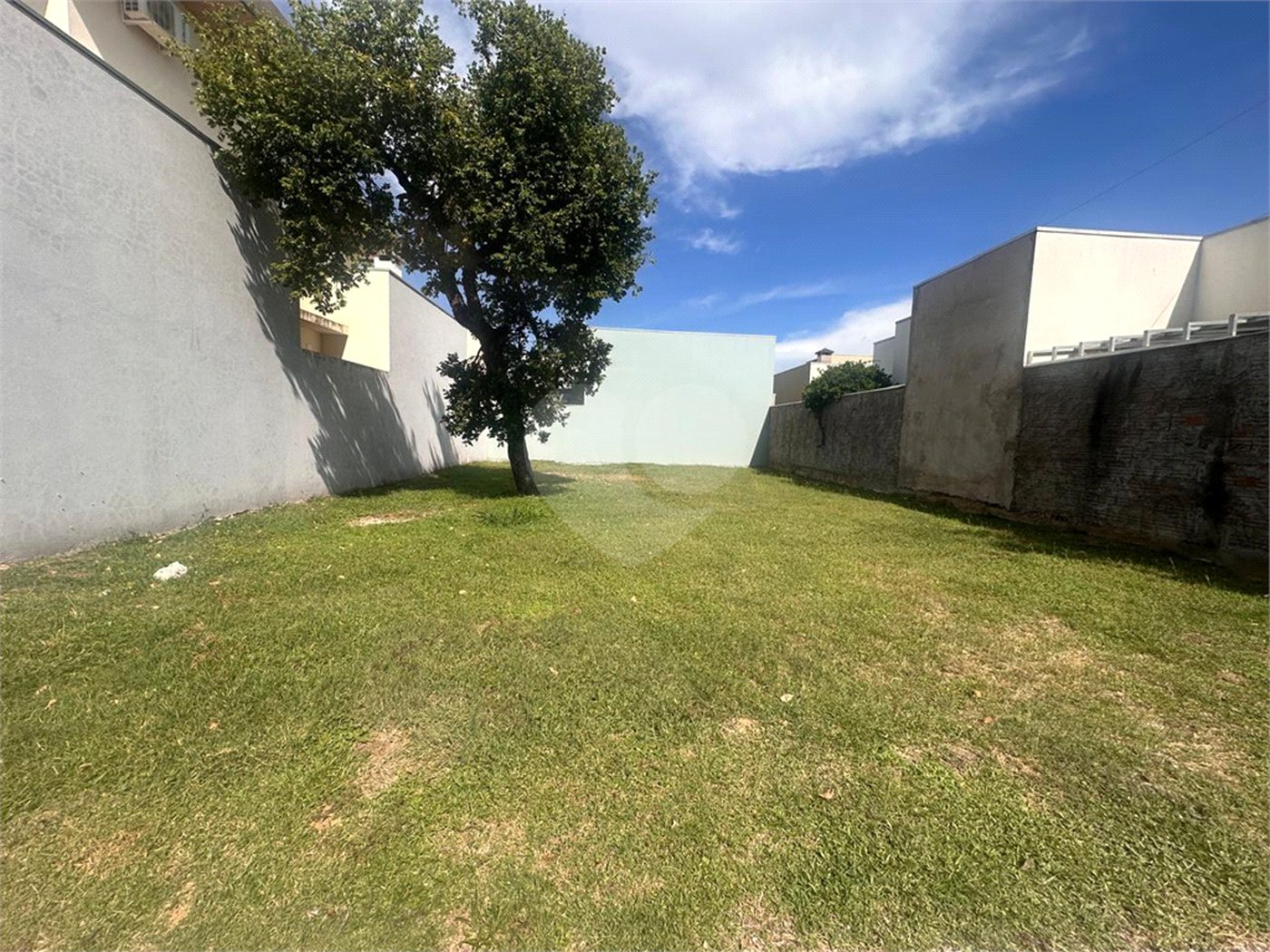 Terreno à venda no condomínio Recanto Das Palmeiras, Três Lagoas - MS