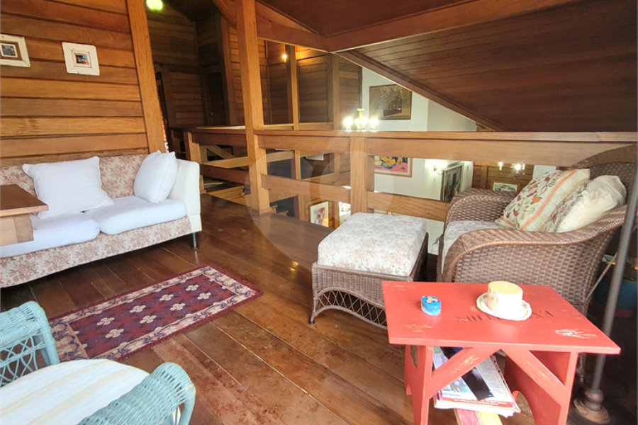 Casa à venda com 4 suítes no condomínio Gleba II, Mairiporã - SP