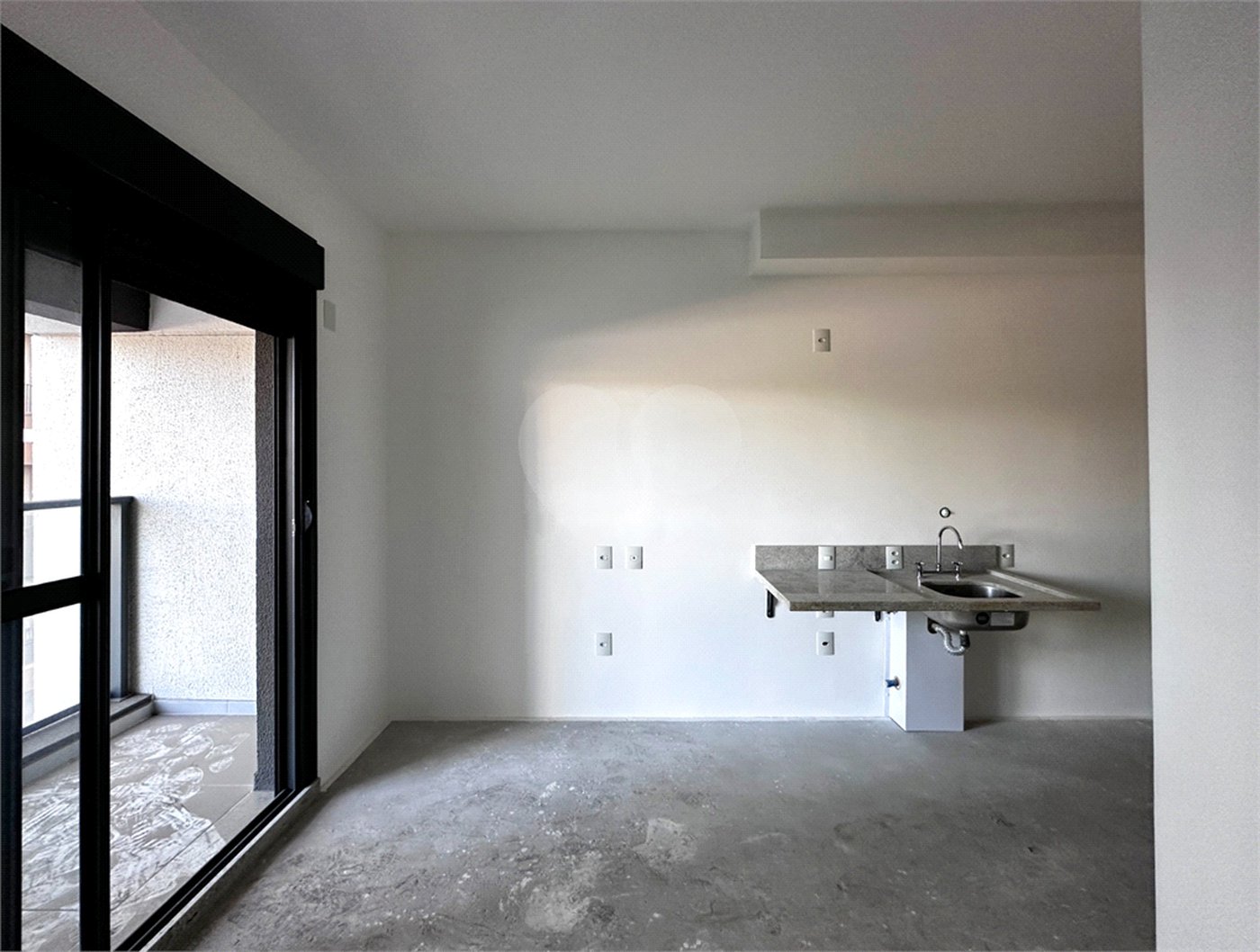 Apartamento à venda com 1 quarto em Jardim das Acácias, São Paulo, SP