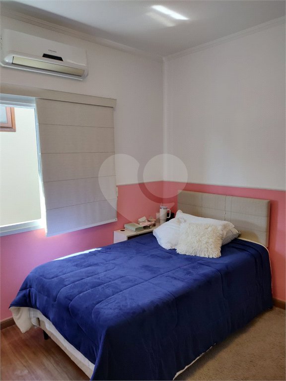 Casa à venda com 3 quartos, sendo 1 suíte,  no condomínio Residencial Jardim das Palmeiras, Vinhedo - SP