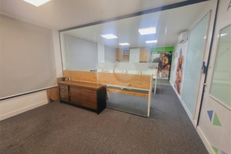 Sala comercial mobiliada para locação na Vila Olímpia
