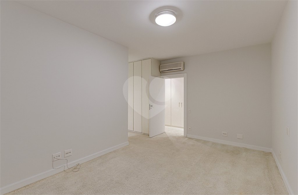 Apartamento à venda ou para alugar com 4 suítes em Alto da Boa Vista, São Paulo, SP