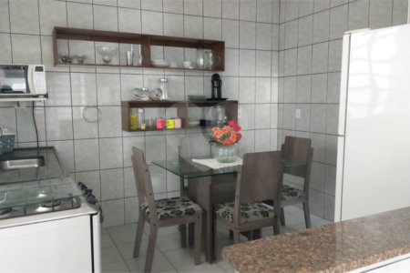 Casa à venda com 5 quartos, sendo 1 suíte, em Jardim Santa Paula, São Carlos, SP