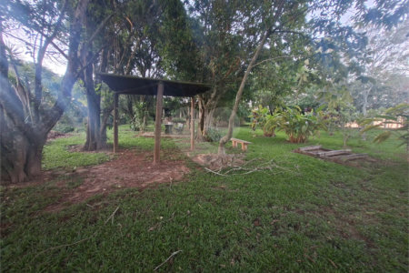 Chácara à venda com 3 quartos, sendo 1 suíte,  em Ribeirãozinho, Alambari, SP