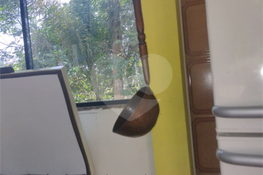 Casa à venda com 4 quartos, sendo 2 suítes,  no condomínio Cinco Lagos, Mairiporã - SP