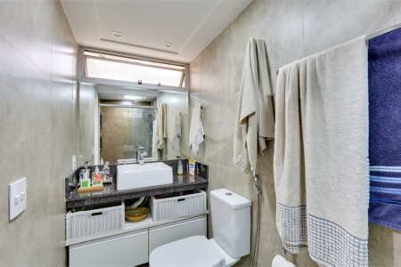 Apartamento à venda com 3 quartos, sendo 1 suíte, em Vila Olímpia, São Paulo, SP