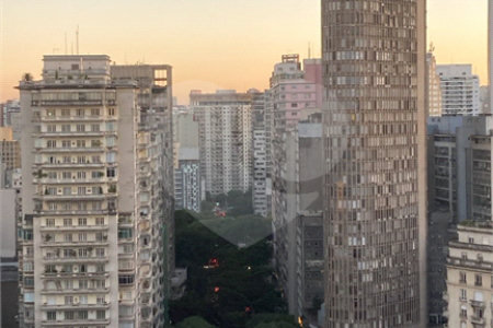 Apartamento à venda com 2 quartos, sendo 1 suíte, em Santa Efigênia, São Paulo, SP