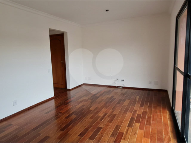 Apartamento para alugar com 3 quartos, sendo 1 suíte,  em Chácara Santo Antônio, São Paulo, SP