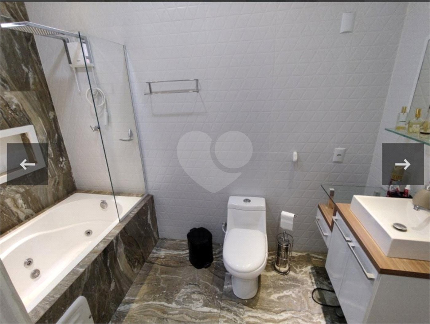 Casa à venda com 2 quartos, sendo 1 suíte, em Campo Grande, Rio de Janeiro, RJ