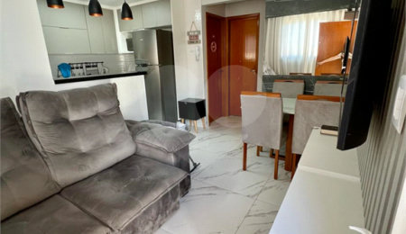 Casa à venda com 2 quartos no condomínio Benfica, São Paulo - SP