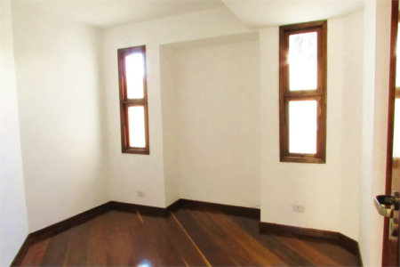 Casa para alugar com 4 quartos, sendo 2 suítes, em Cidade São Francisco, São Paulo, SP
