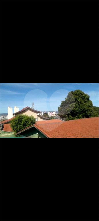 Casa de Vila à venda com 3 quartos, sendo 2 suítes, em Vila Carvalho, Sorocaba, SP