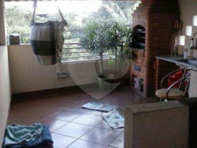 Sobrado à venda com 3 quartos, sendo 1 suíte, em Vila Nova Mazzei, São Paulo, SP