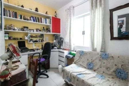 Casa Térrea à venda com 3 quartos, sendo 1 suíte, em Santana, São Paulo, SP
