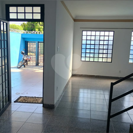 Casa à venda com 5 quartos, sendo 1 suíte, em Residencial e Comercial Palmares, Ribeirão Preto, SP