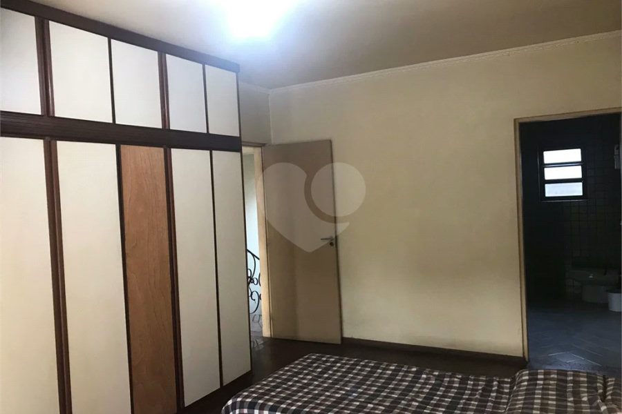 Sobrado à venda com 5 quartos, sendo 1 suíte, em Tremembé, São Paulo, SP
