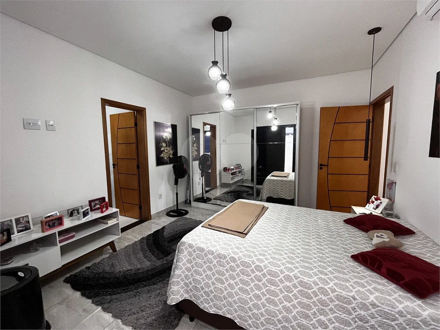 Casa à venda com 3 quartos, sendo 1 suíte, no condomínio Phytus, Itupeva - SP