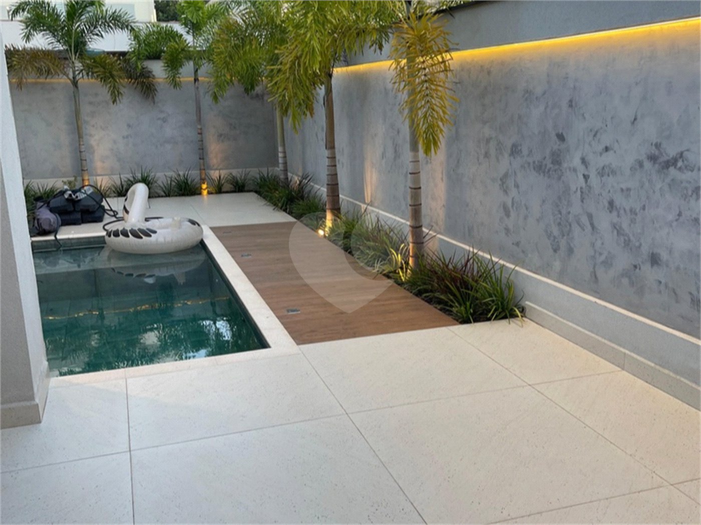 Casa à venda com 3 suítes no condomínio Mont Blanc, Sorocaba - SP