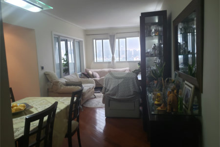 Apartamento à venda com 3 quartos, sendo 1 suíte, em Alto da Boa Vista, São Paulo, SP