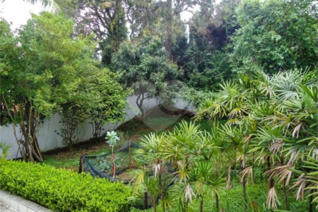 Casa à venda com 4 suítes em Vila Tramontano, São Paulo, SP