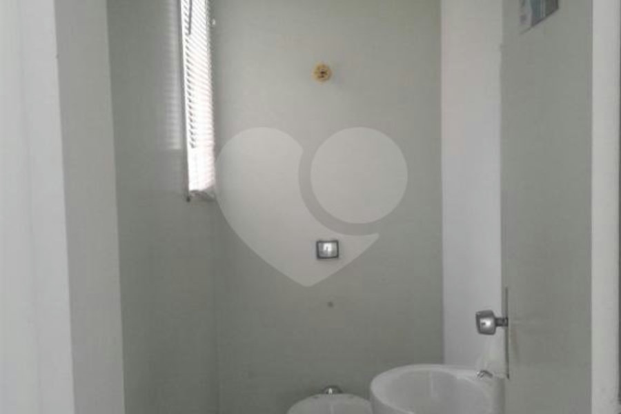 Casa para alugar no condomínio Conselheiro Moreira de Barros, São Paulo - SP