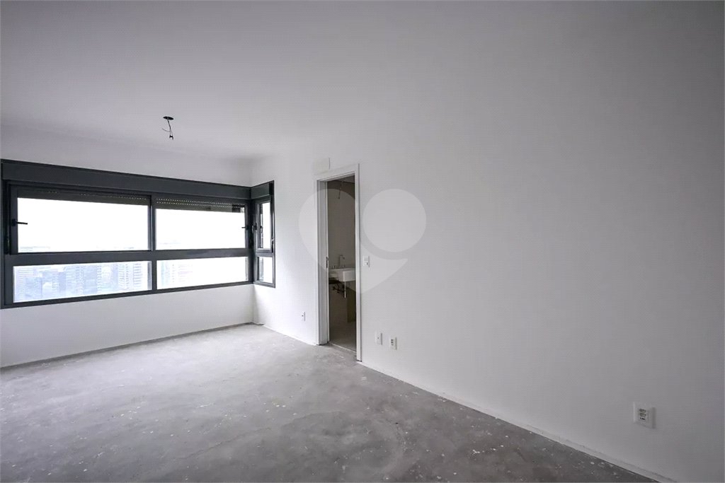Apartamento à venda com 3 suítes,  em Jardim Fonte do Morumbi, São Paulo, SP