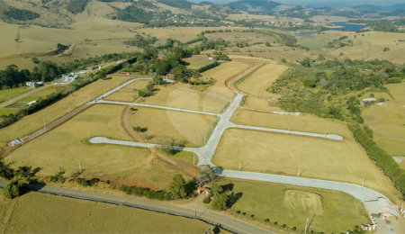 Terreno à venda no condomínio Residencial Morada do Gigante 2, Joanópolis - SP