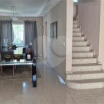 Casa à venda com 5 quartos, sendo 4 suítes, no condomínio Residencial Vilazul, Sorocaba - SP